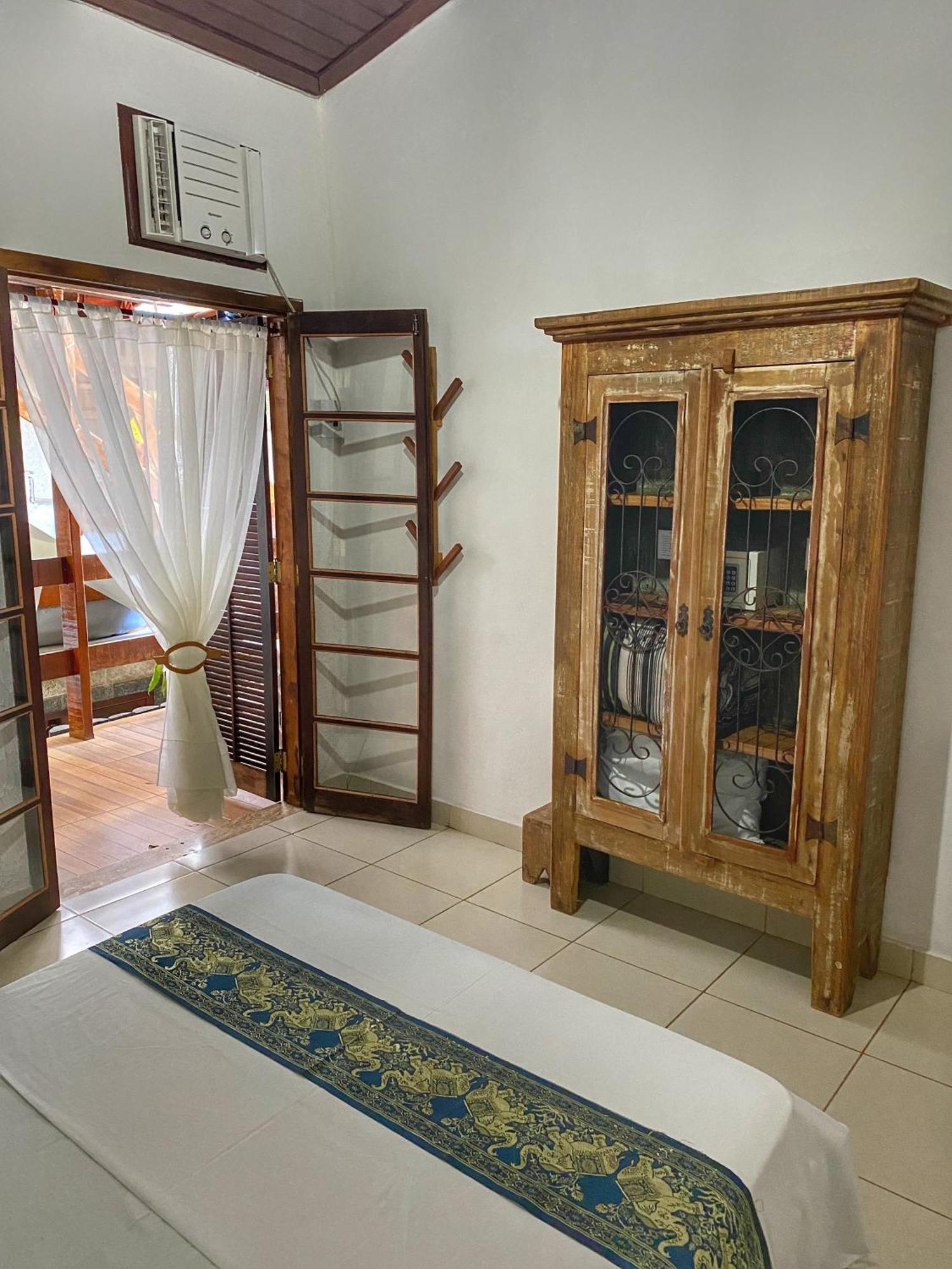 Pousada D'Pillel Vila do Abraao Ngoại thất bức ảnh